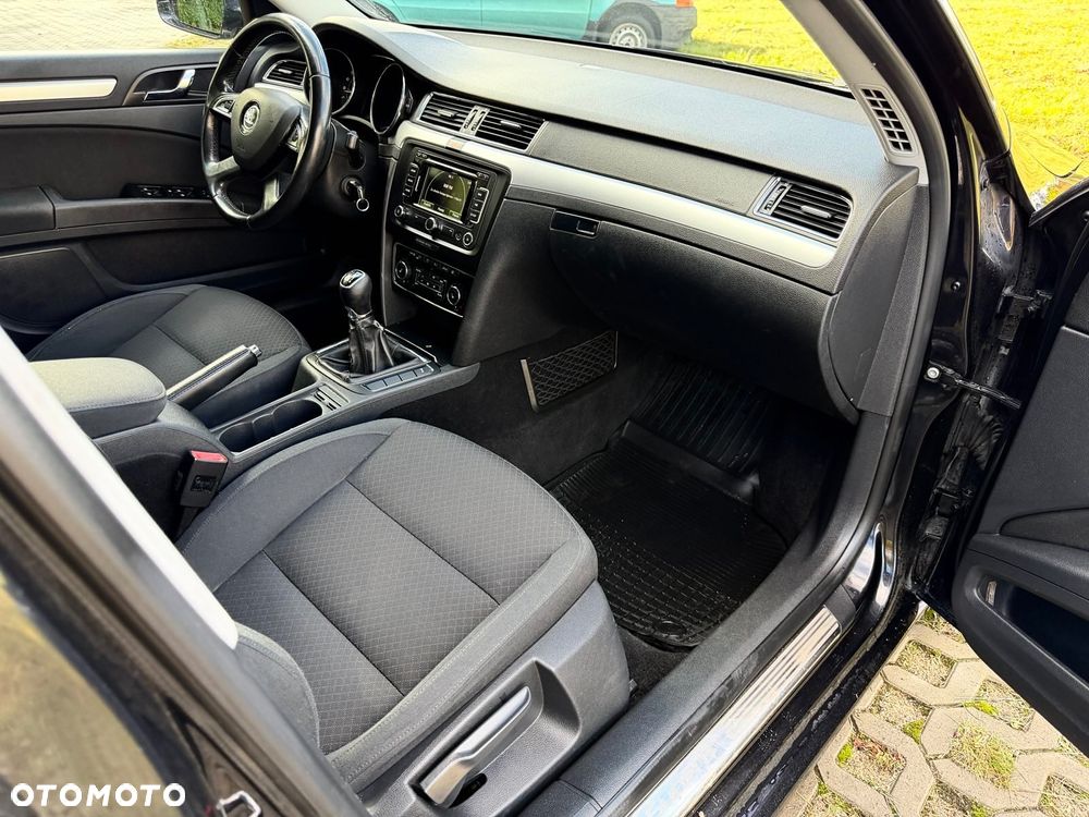 Skoda Superb 2.0 TDI Business - 6