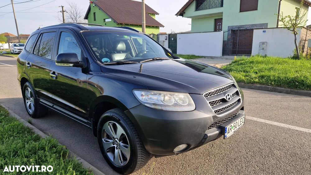 Hyundai Santa Fe - 3