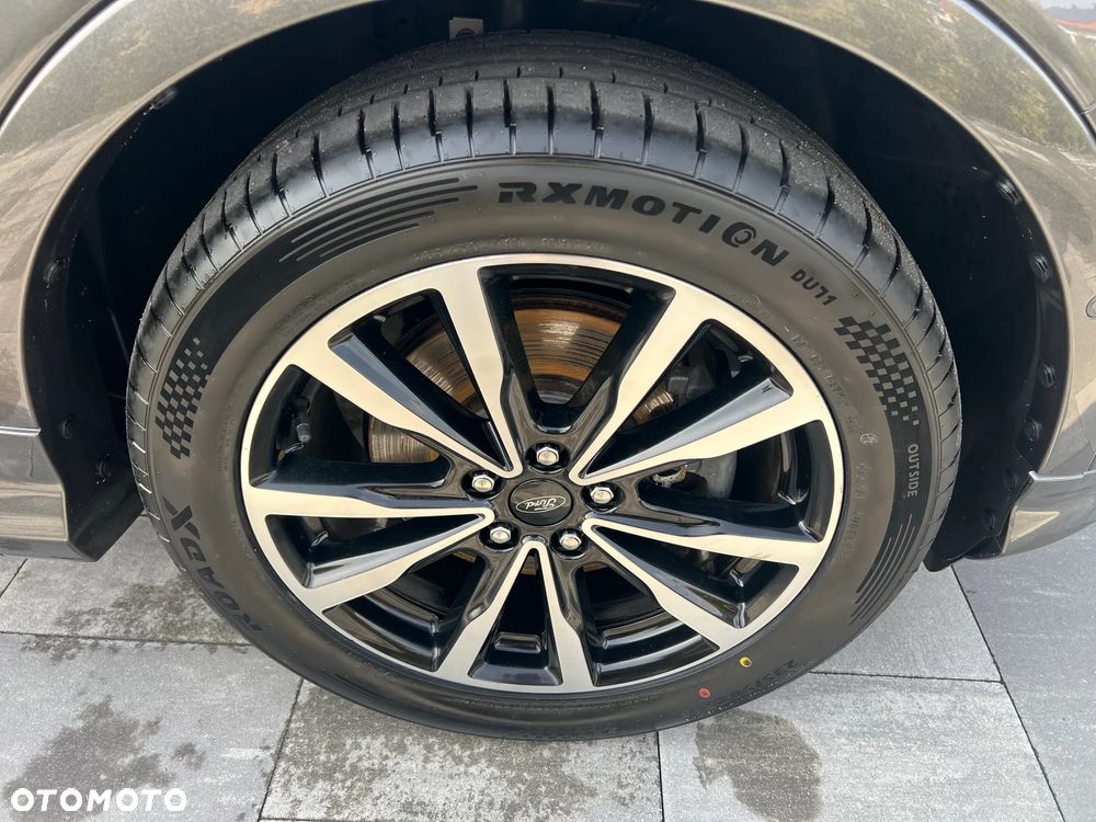 Ford Kuga 2.0 TDCi 2x4 ST-Line - 22