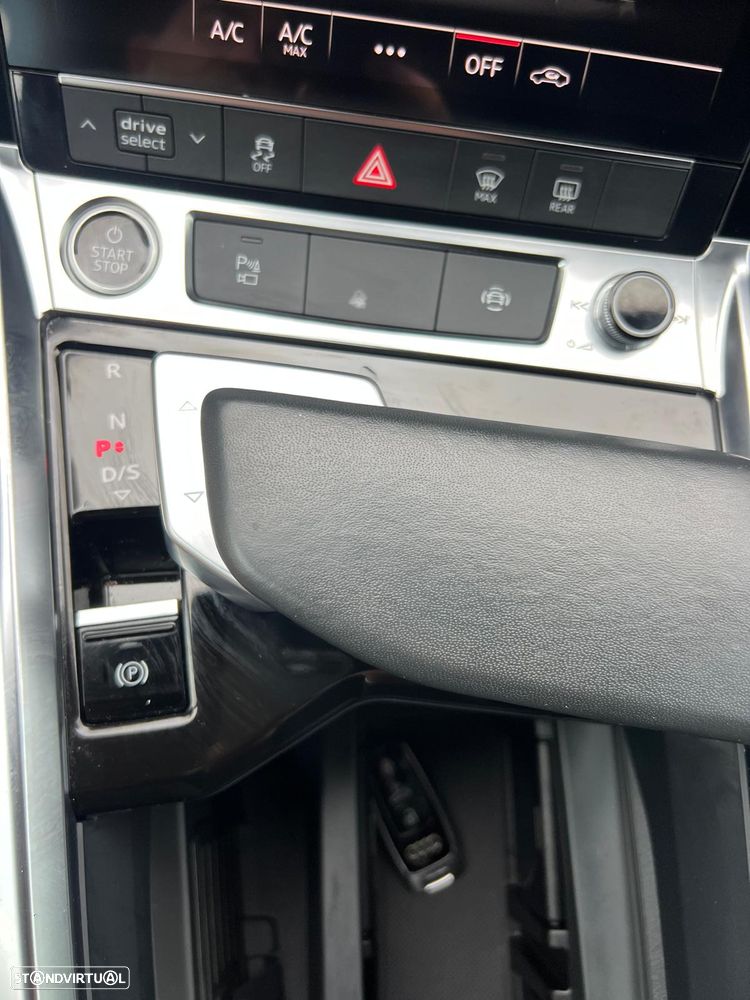 Audi Q8 e-Tron Sportback 50 quattro S line - 24