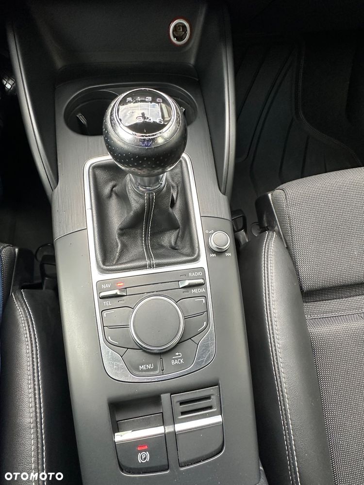 Audi A3 Sportback 2.0 TDI quattro S line Sportpaket - 19