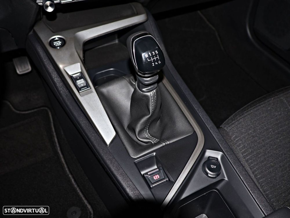 Peugeot 308 1.2 PureTech Active Pack - 49