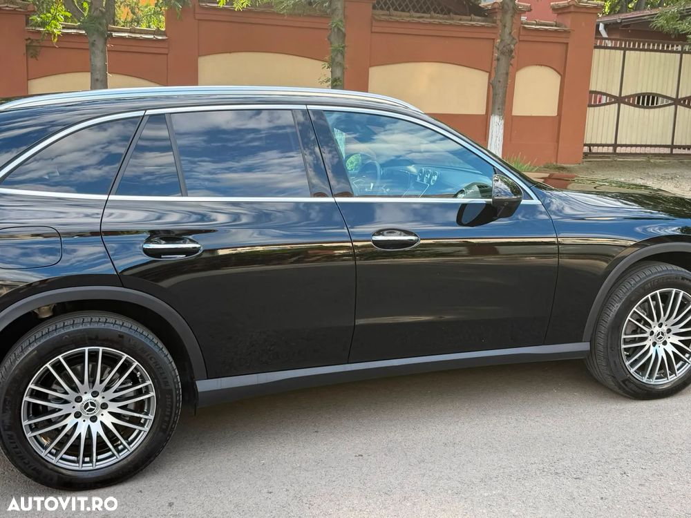 Mercedes-Benz GLC 300 4MATIC 9G-TRONIC Edition Avantgarde - 3
