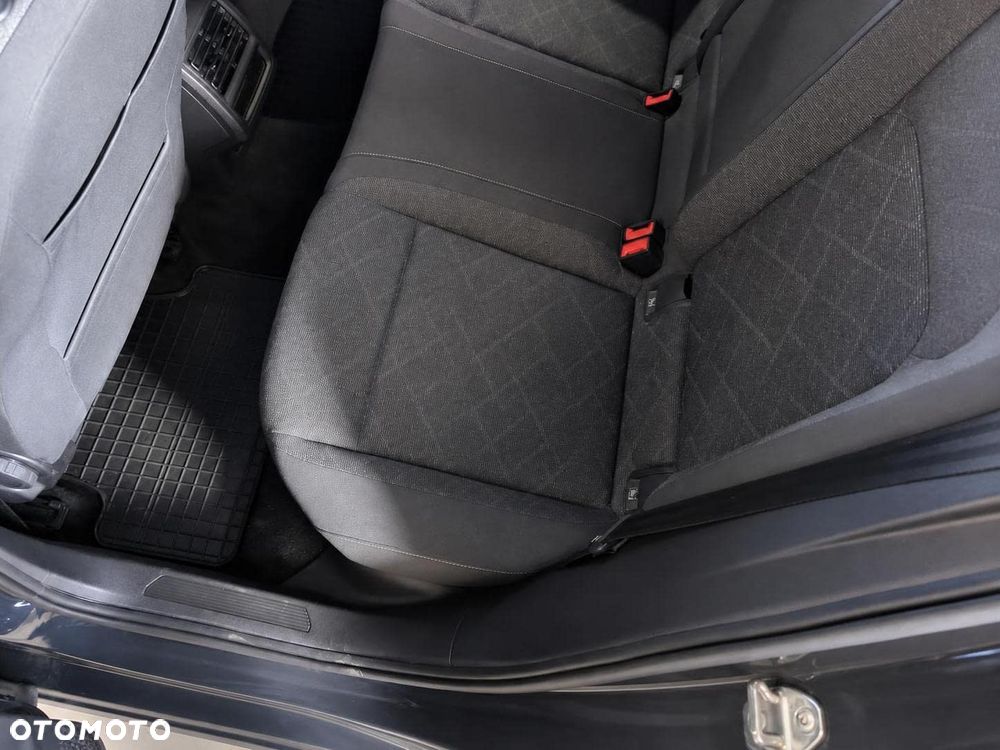 Volkswagen Golf 1.5 TSI EVO Life - 18