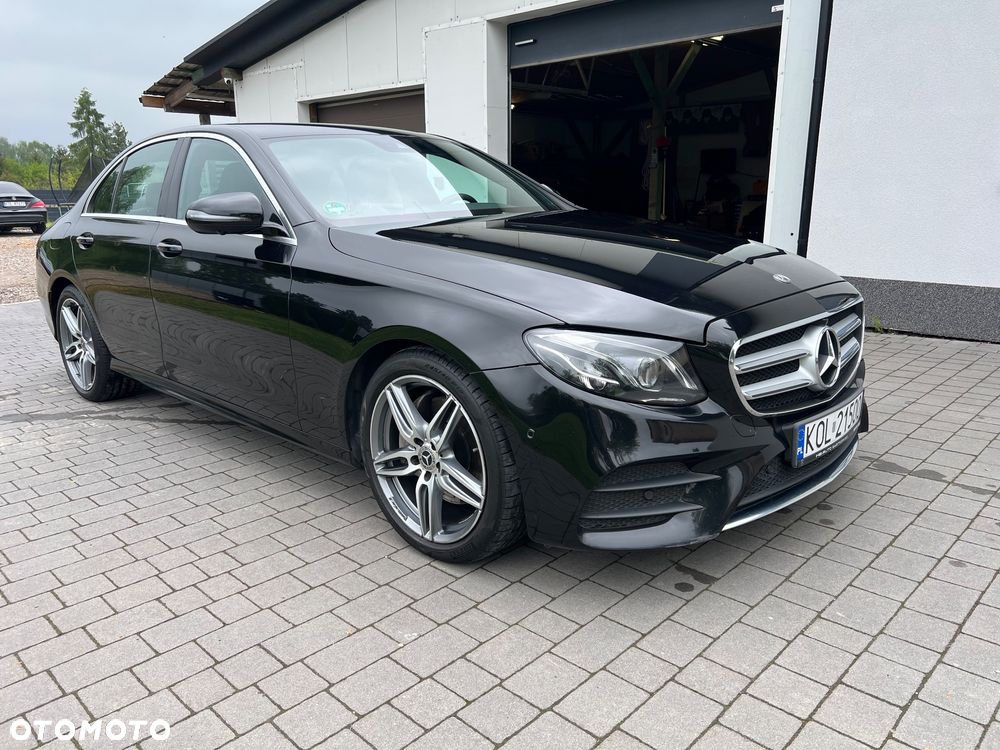 Mercedes-Benz Klasa E 200 4-Matic 9G-TRONIC - 2