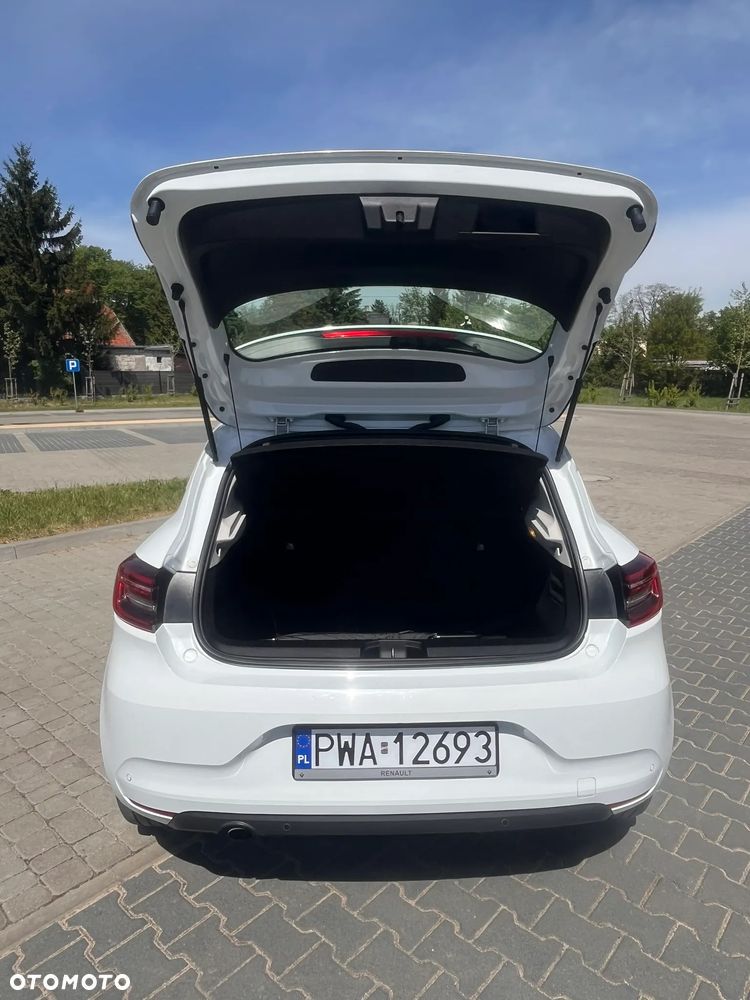 Renault Clio - 12