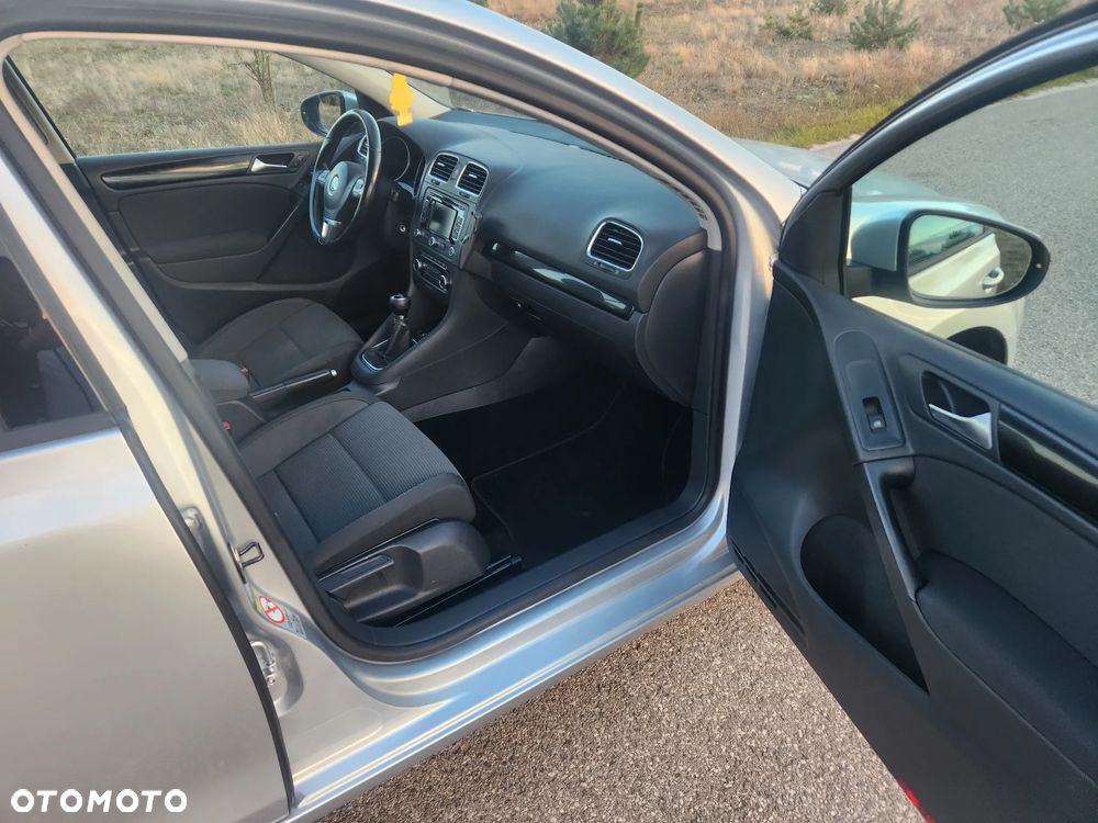 Volkswagen Golf - 21