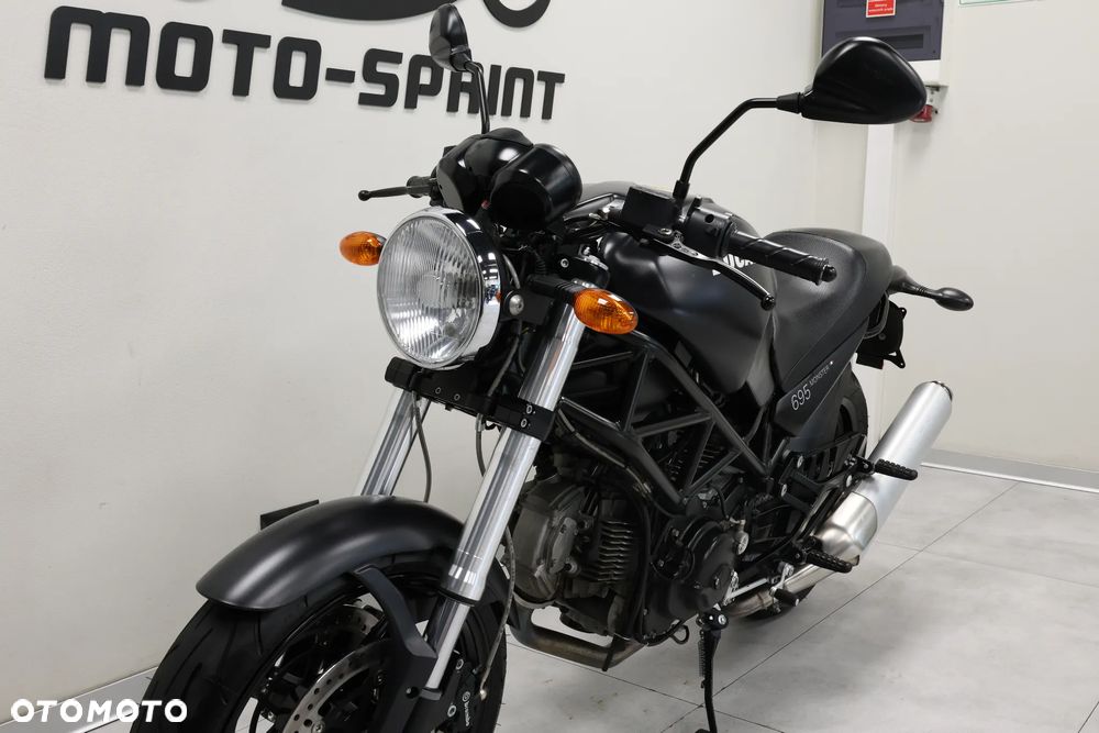 Ducati Monster - 13