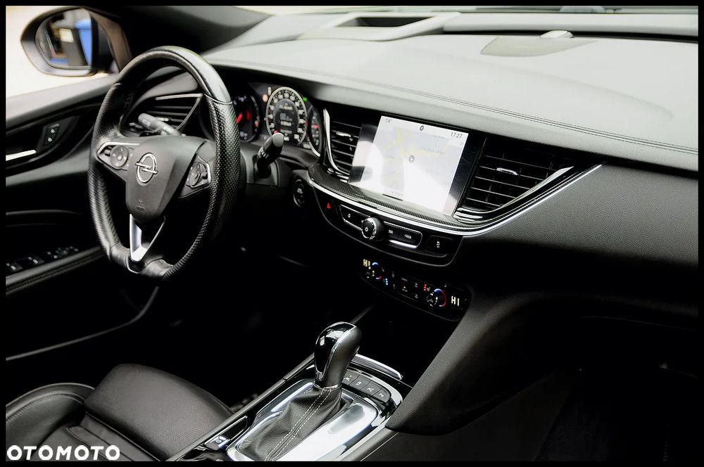 Opel Insignia 2.0 BiTurbo 4x4 GSI - 27