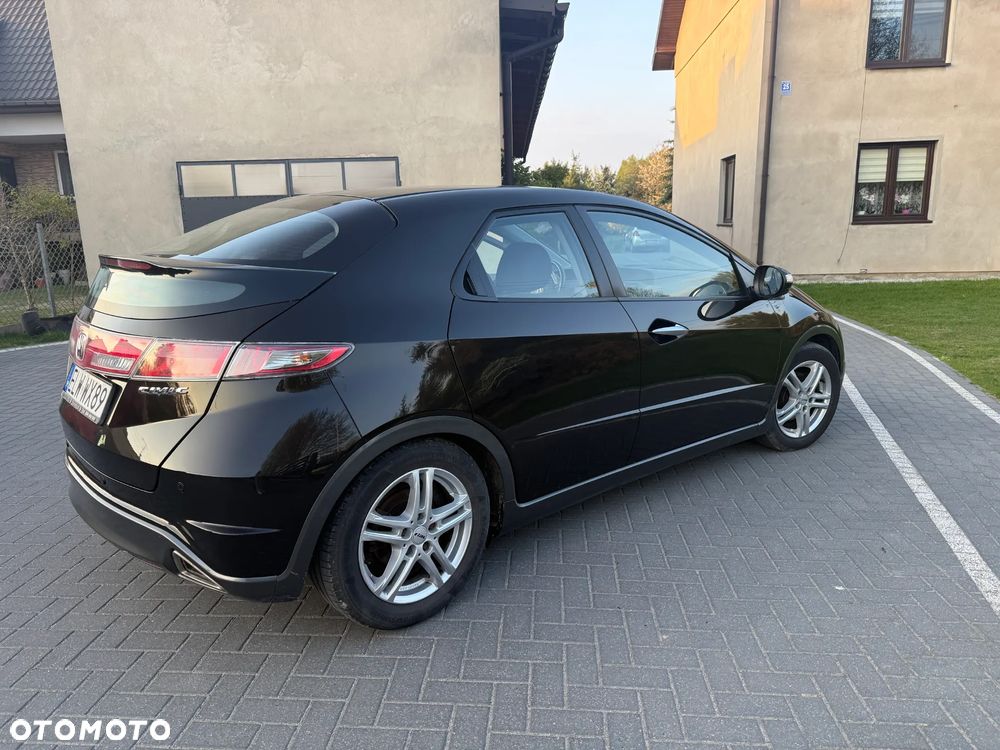Honda Civic 1.8i-VTEC Comfort - 2