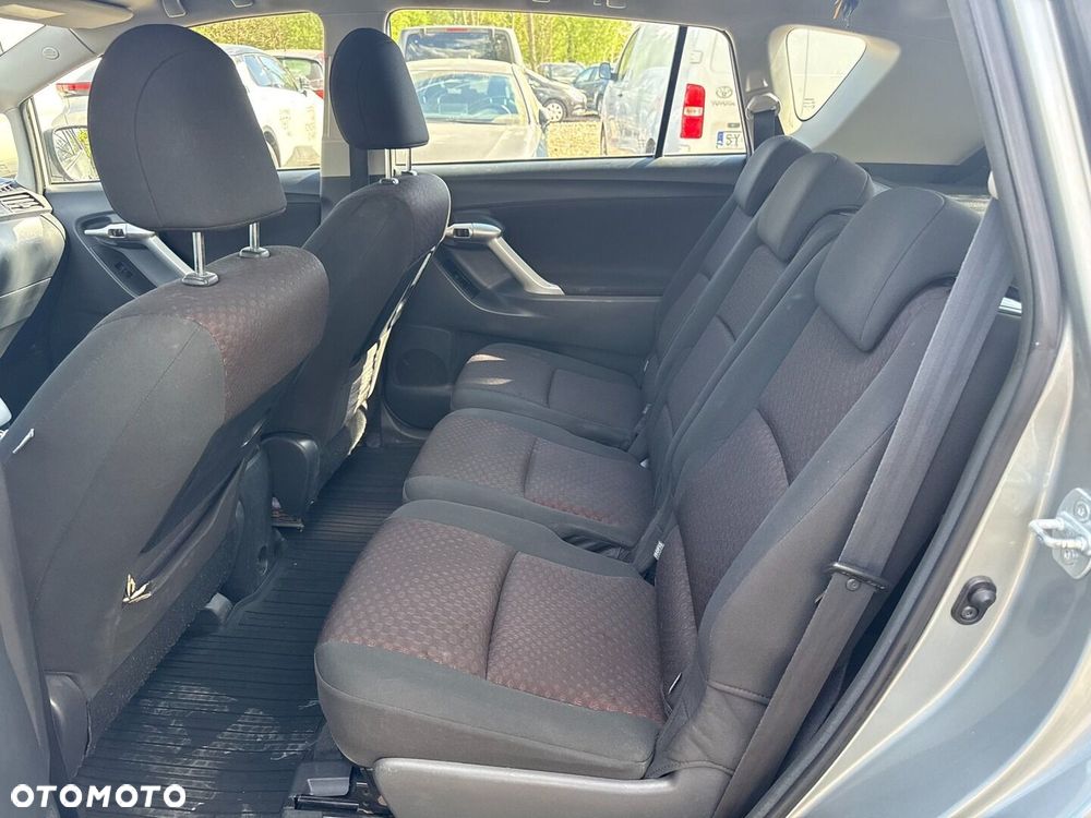 Toyota Verso 2.0 D-4D Premium 7os - 13
