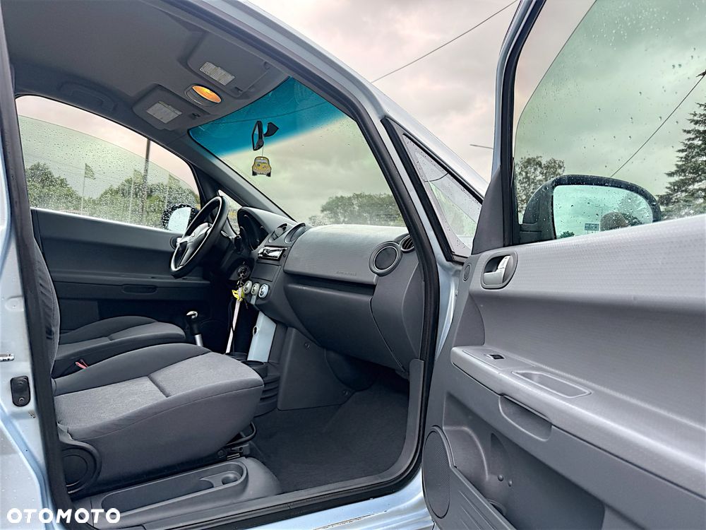 Mitsubishi Colt - 3