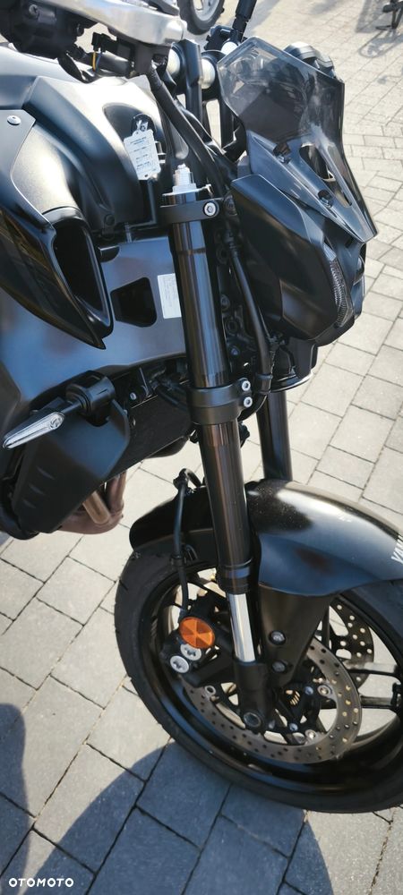 Yamaha MT - 12