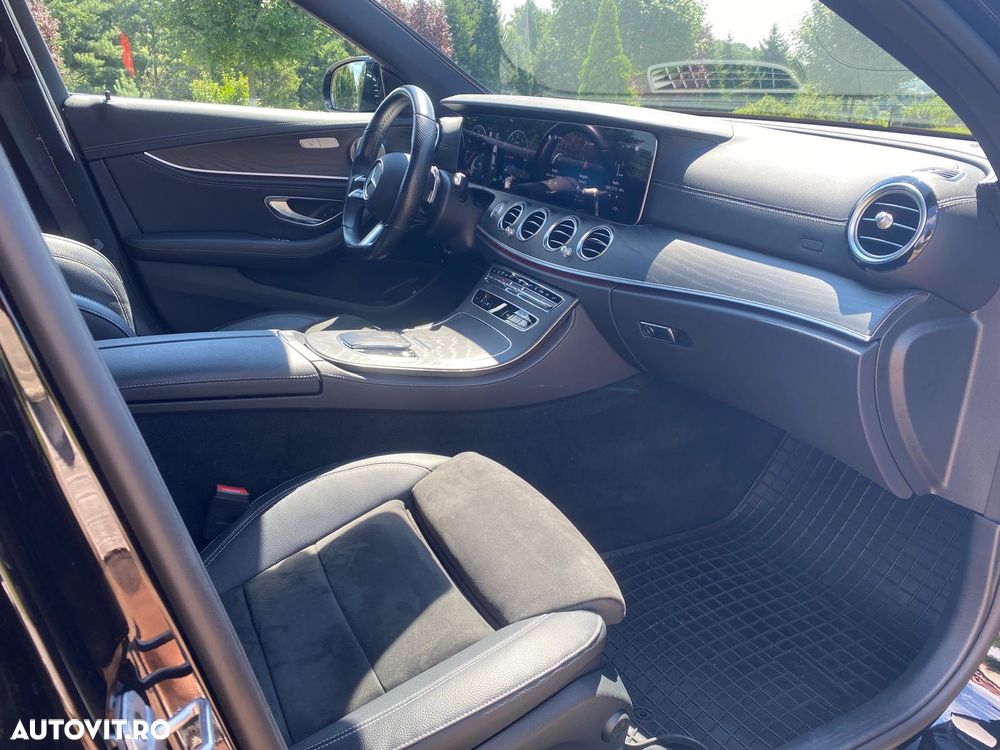 Mercedes-Benz E 300 de 4Matic 9G-TRONIC AMG Line - 3