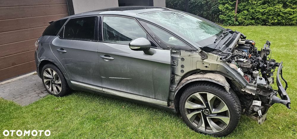 Citroën DS5 2.0 HDi SoChic - 1