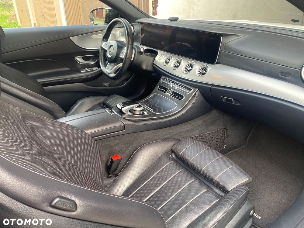 Mercedes-Benz Klasa E 200 Coupe 9G-TRONIC - 17