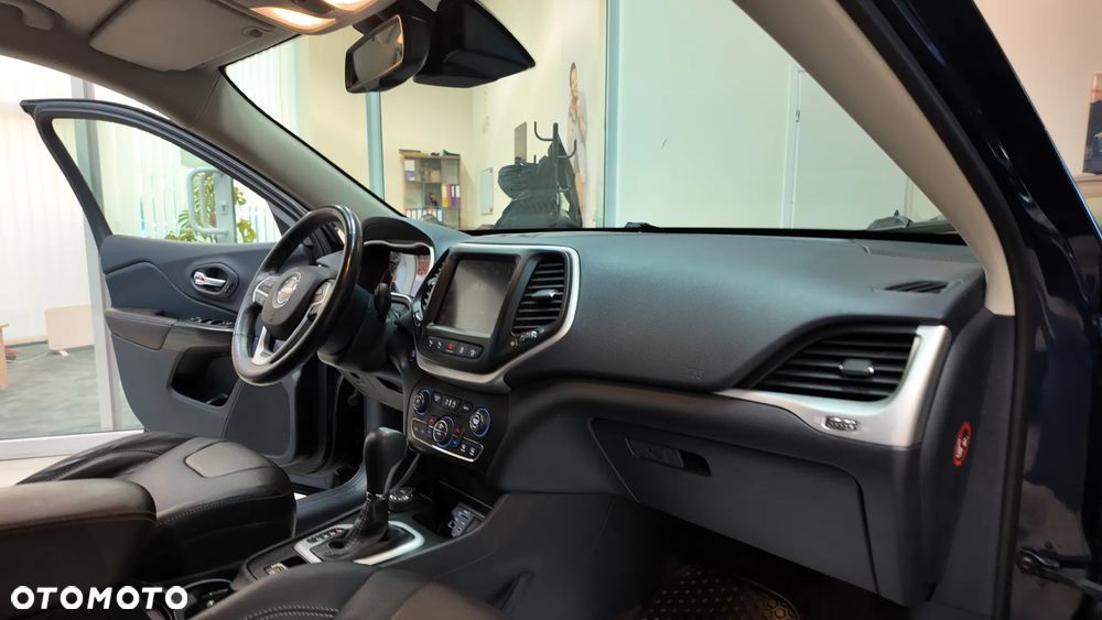 Jeep Cherokee 2.0 MJD Active Drive I Limited - 36