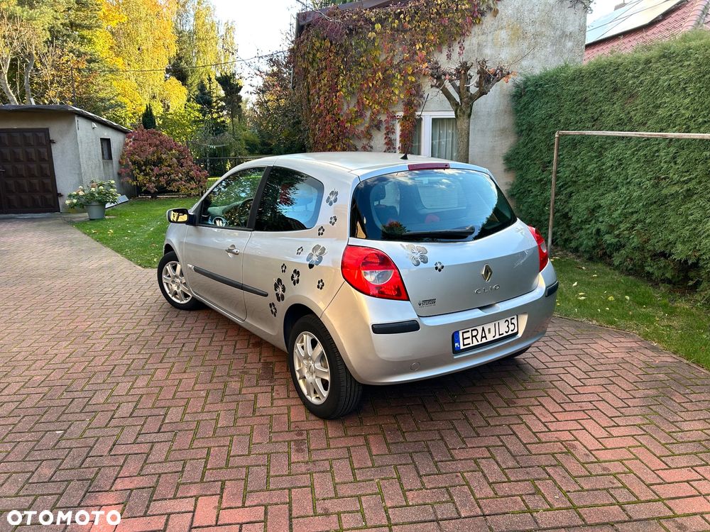 Renault Clio 1.2 16V Rip Curl - 8