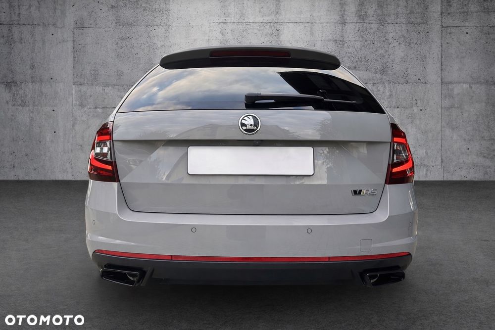 Skoda Octavia 2.0 TSI GPF RS 245 DSG - 8