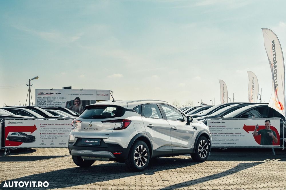 Renault Captur PHEV 160 Techno - 5