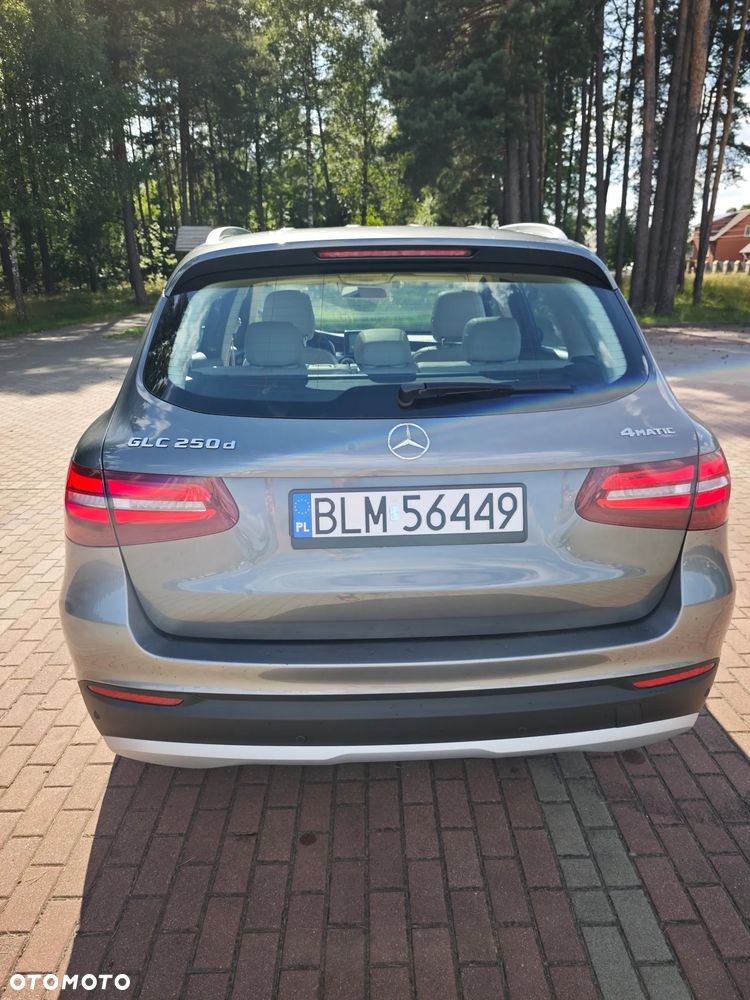 Mercedes-Benz GLC 250 d 4-Matic - 6