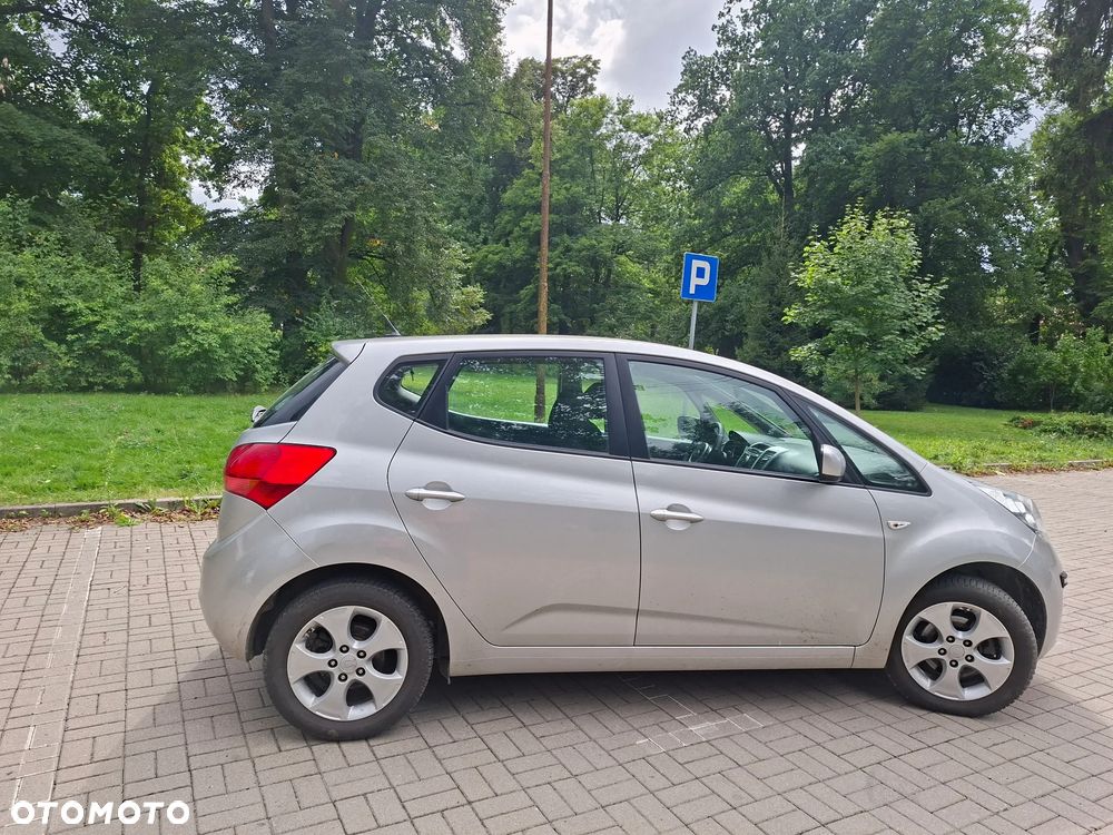 Kia Venga - 1