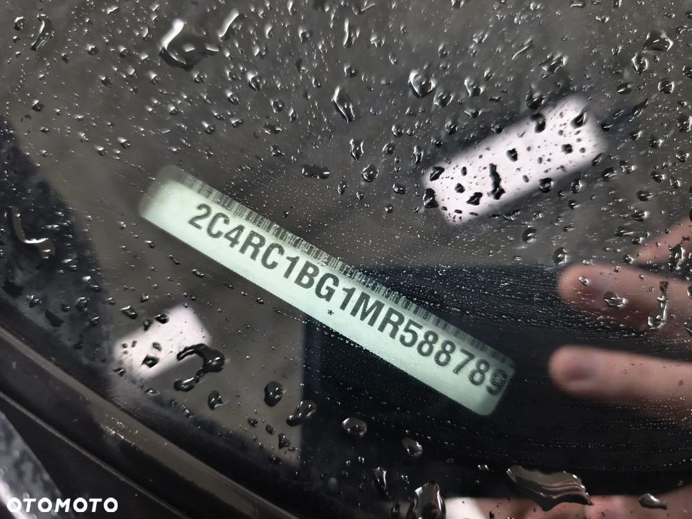 Chrysler Pacifica - 24