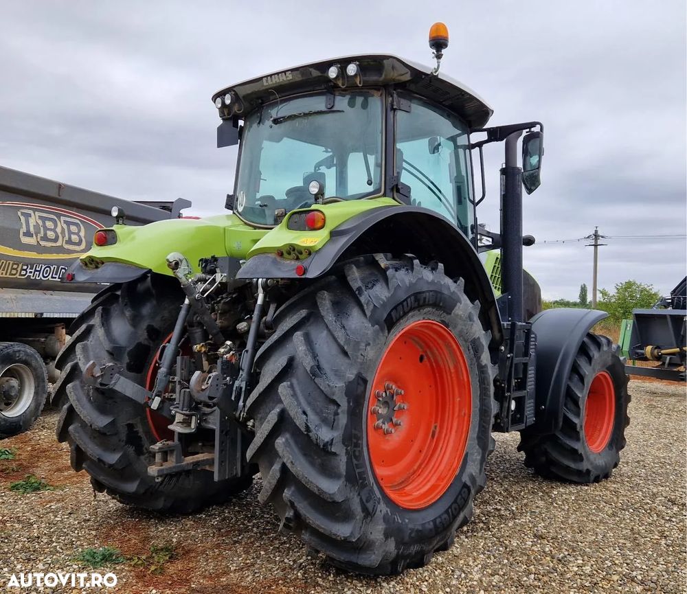 Claas AXION 810 - 4
