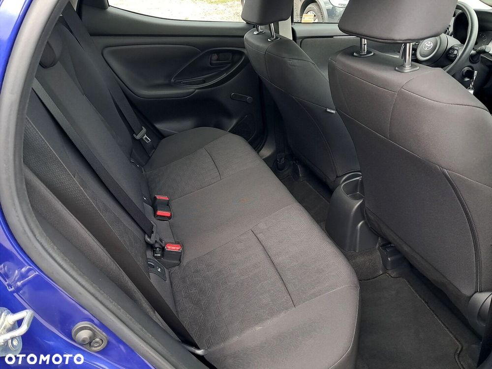 Toyota Yaris 1.5 Active - 12