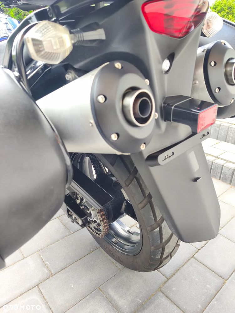 Suzuki DL - 5