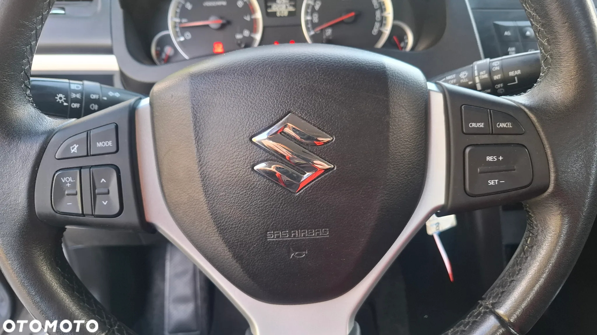 Suzuki Swift 1.2 Dualjet Comfort - 8