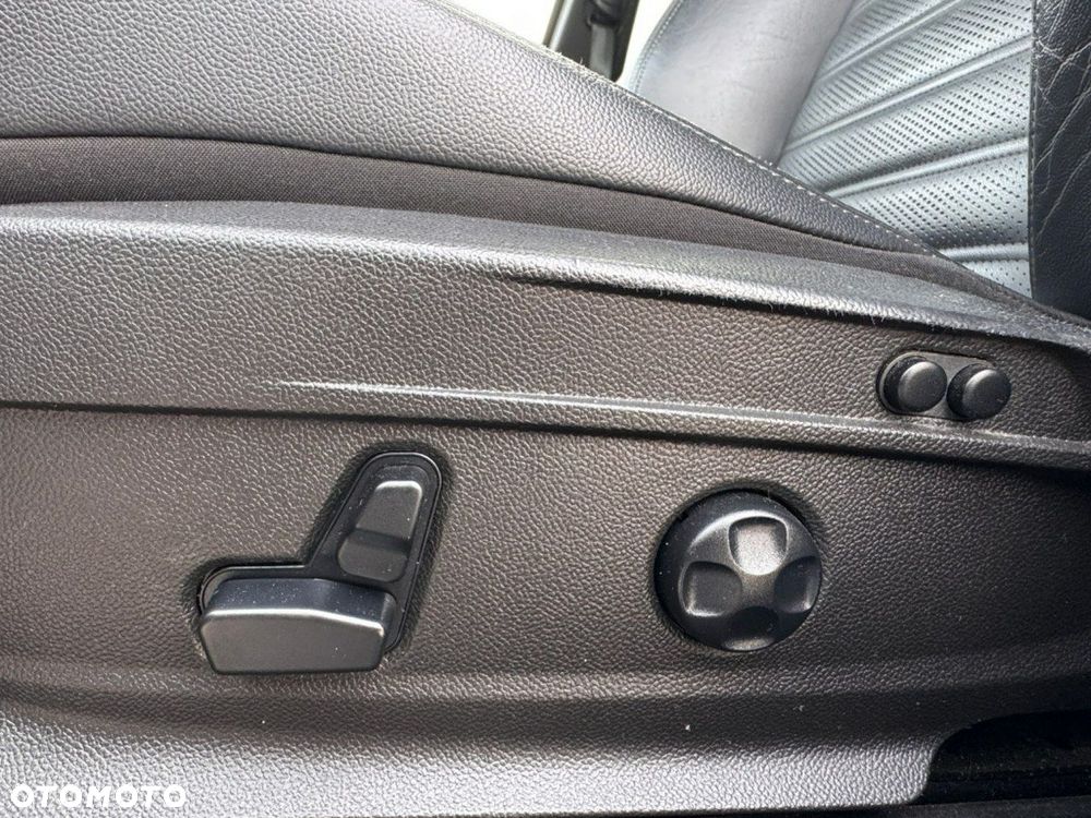 Alfa Romeo Stelvio - 17