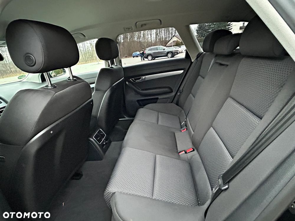Audi A6 Avant - 28