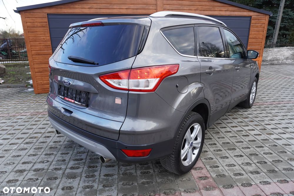 Ford Kuga 2.0 TDCi 4x4 Titanium - 6