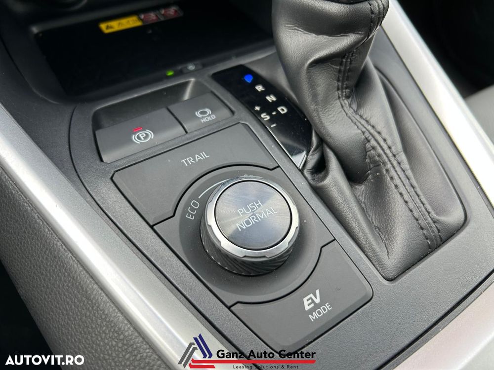 Toyota RAV4 2.5 VVT-iE 4x4 Luxury Plus - 28