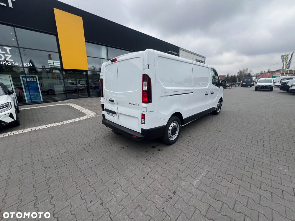 Renault TRAFIC - 8