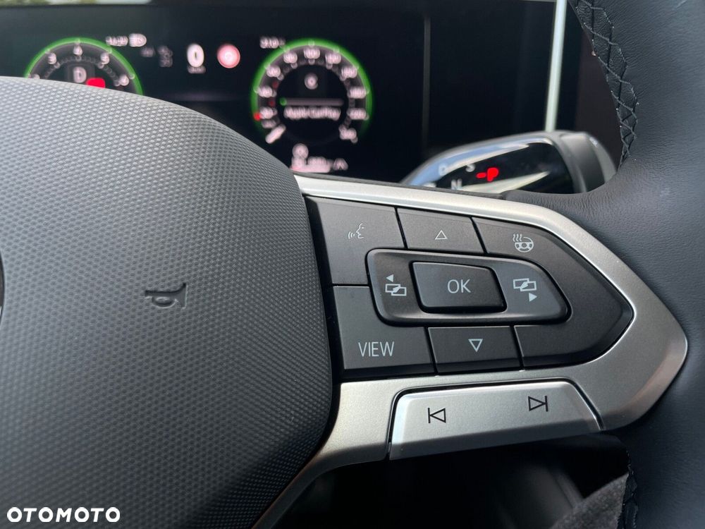 Volkswagen Passat - 18