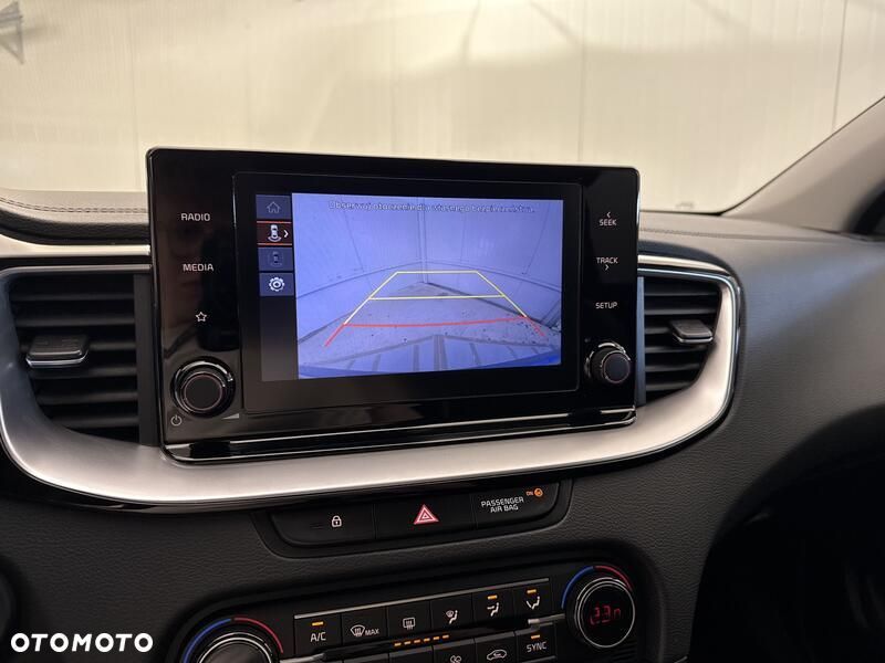 Kia Ceed 1.5 T-GDI L - 16