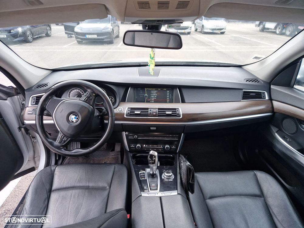 BMW 530 Gran Turismo d - 11