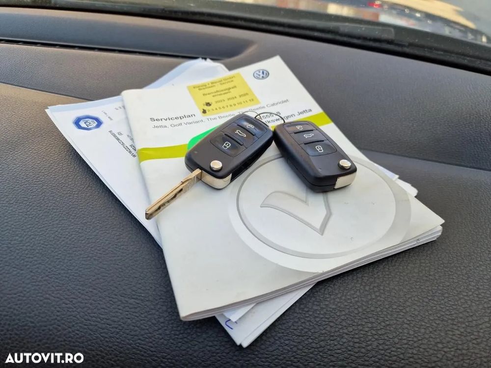 Volkswagen Jetta - 3