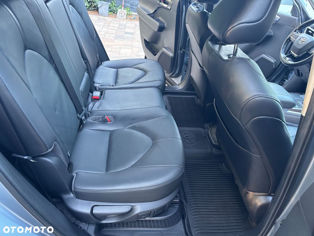 Toyota Highlander 2.5 Hybrid Executive - 35