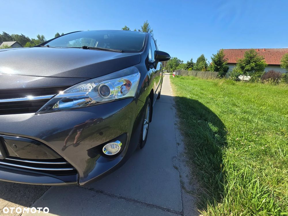 Toyota Verso 1.8 Premium MS EU6 - 26