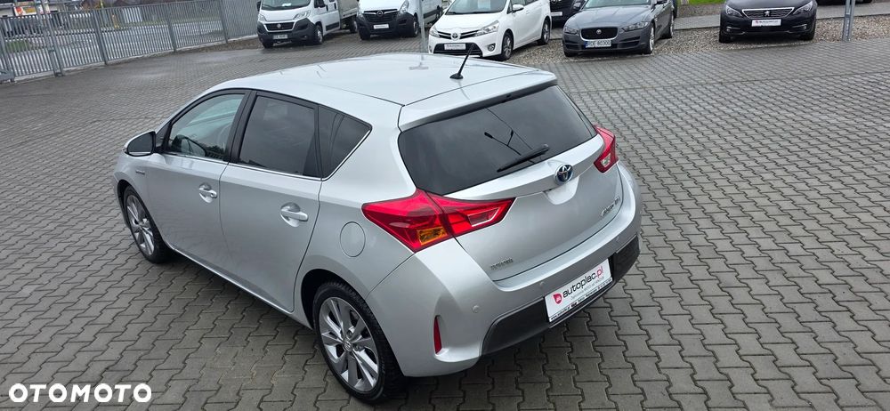 Toyota Auris 1.8 HSD Luna - 10