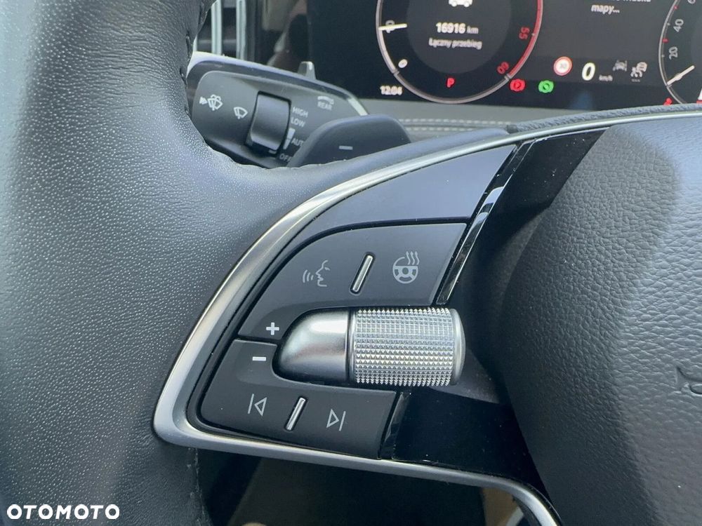 Skoda Superb 2.0 TDI SCR 4x4 Selection DSG - 32