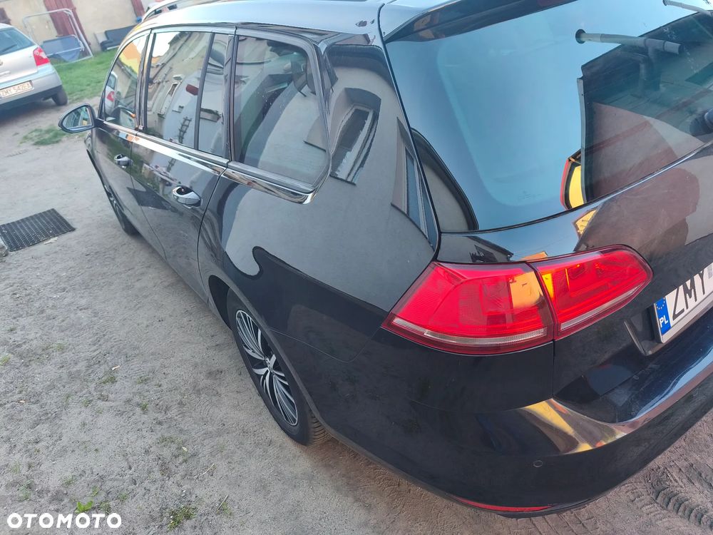 Volkswagen Golf 2.0 TDI BlueMotion Technology Allstar - 13