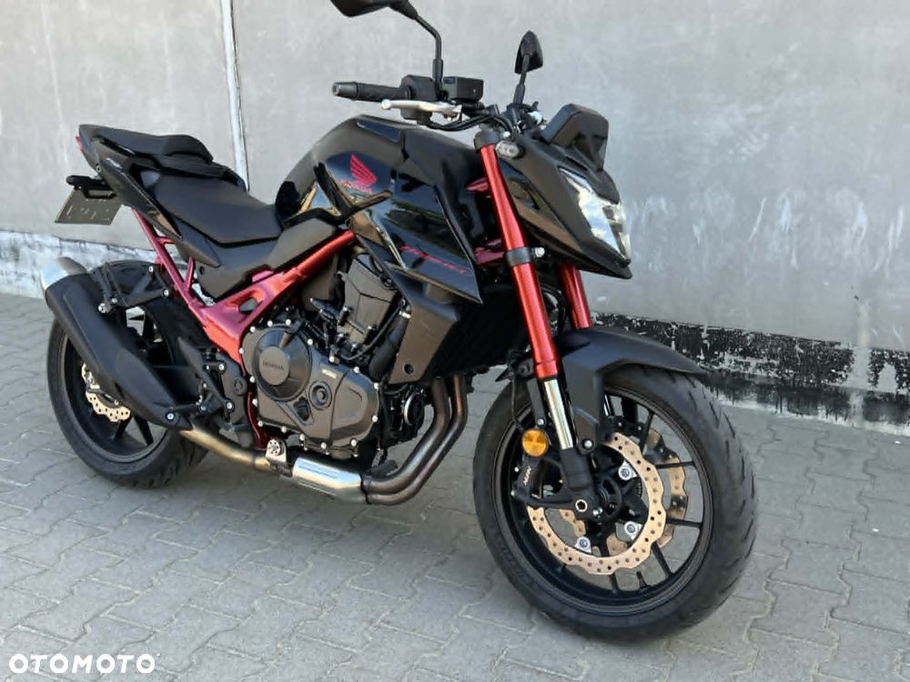 Honda CB - 1