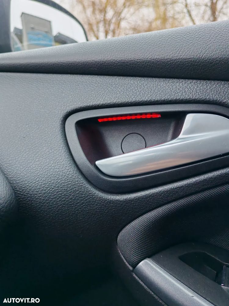 Ford Focus 1.0 EcoBoost Start-Stopp-System Titanium - 21