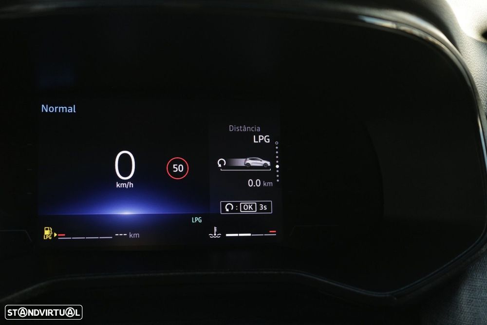 Renault Clio 1.0 TCe Evolution Bi-Fuel - 40