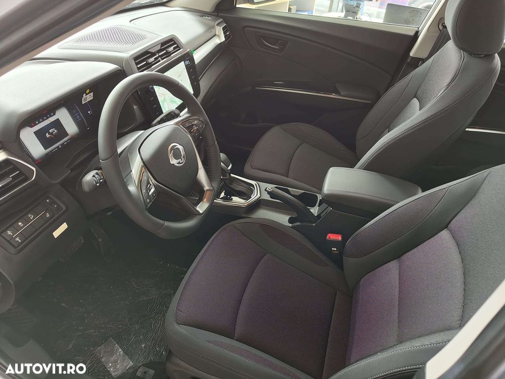 SsangYong Tivoli - 11