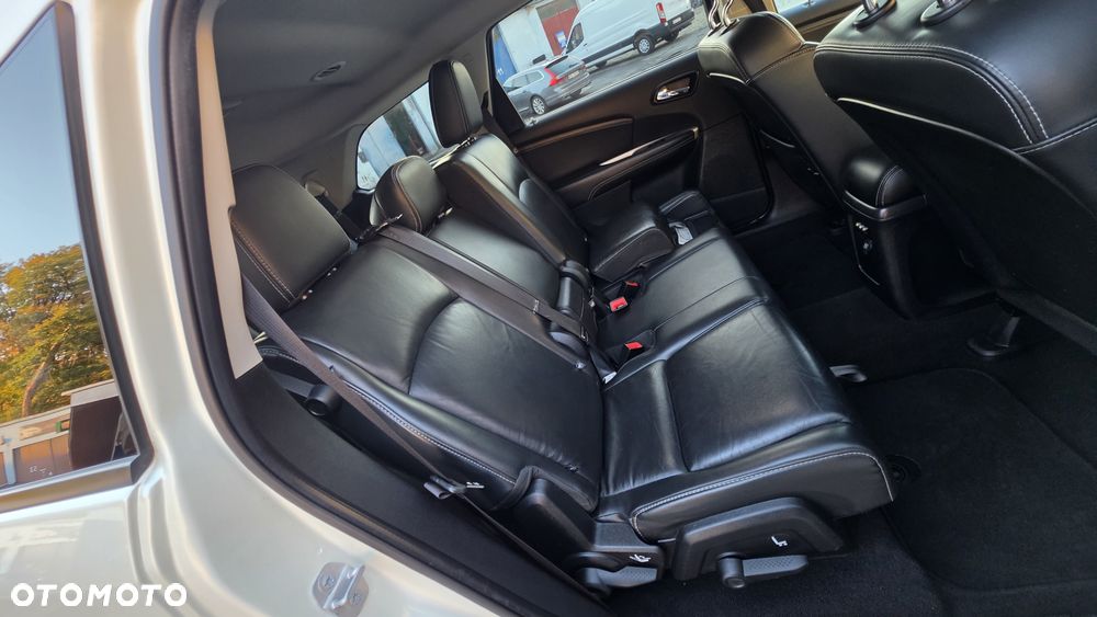 Fiat Freemont 2.0 Multijet Black Code AWD - 27